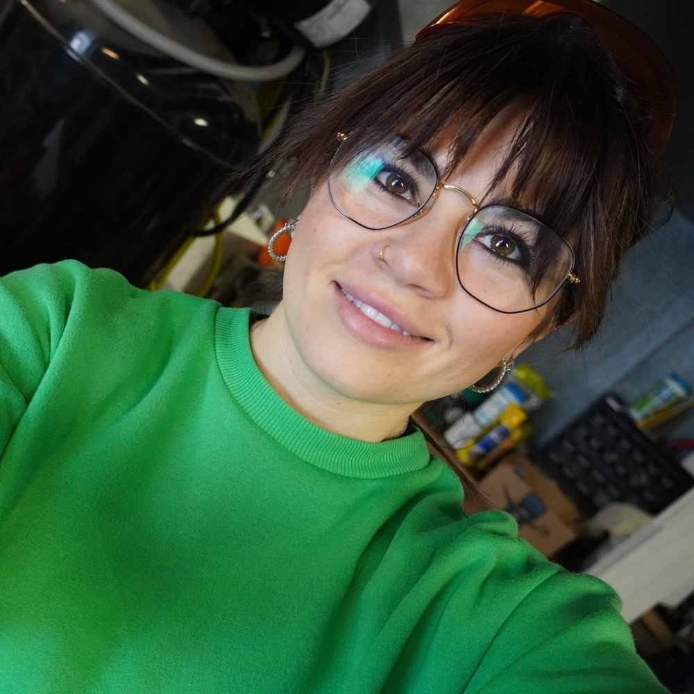 Meet your Posher, Gineann